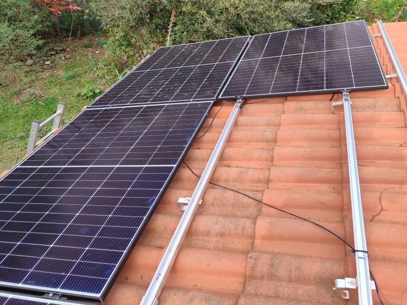 Installation photovoltaïque sur abris de jardin à Lanta
